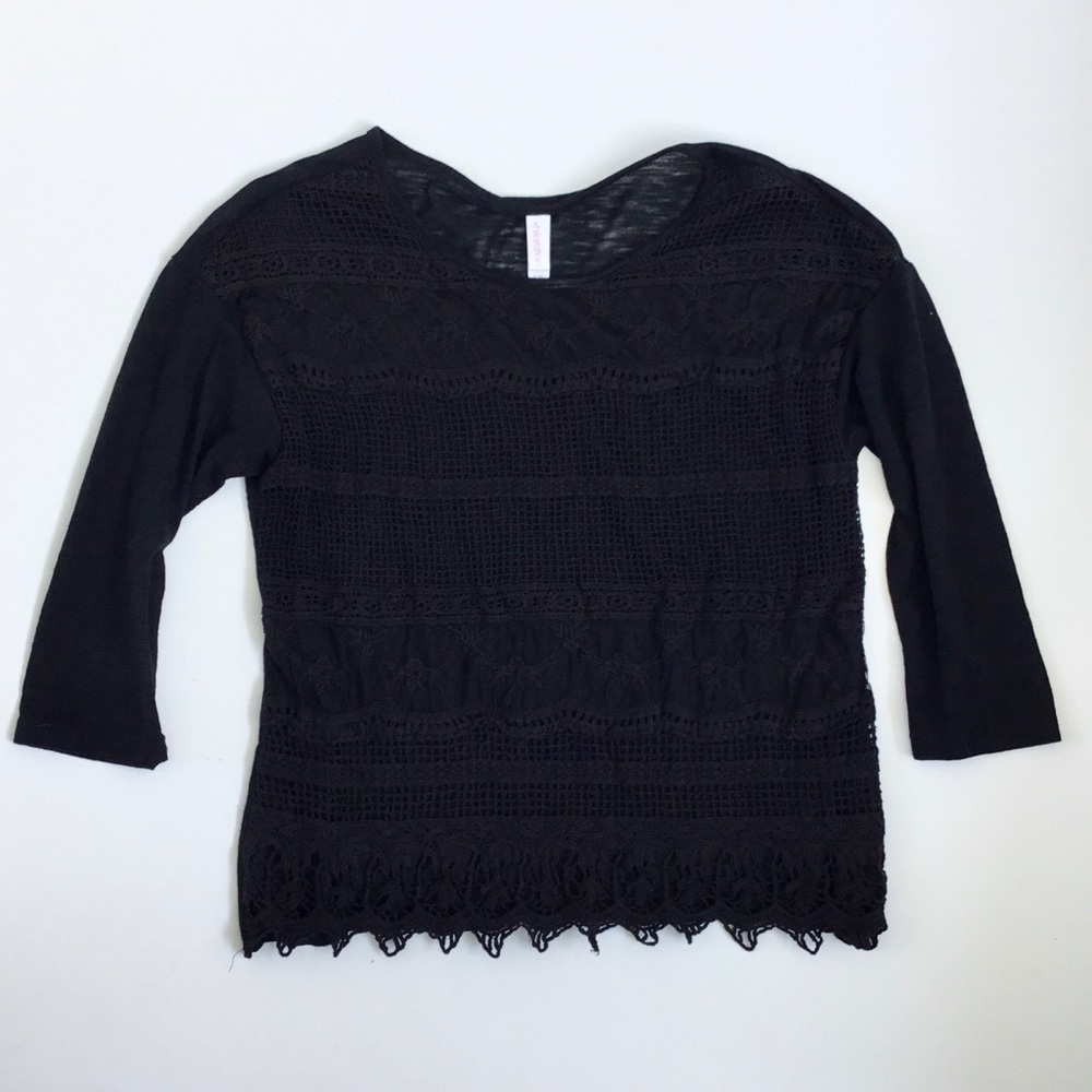 Xhilaration Black Lace Detail Knit Top size S